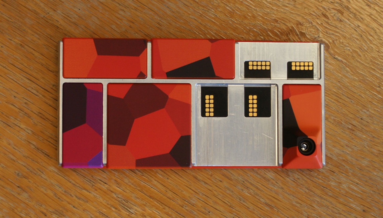 Lo smartphone modulare - prototipo