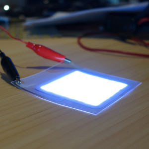 Esempio di LED ultrasottile realizzato con la tecnologia LightPaper